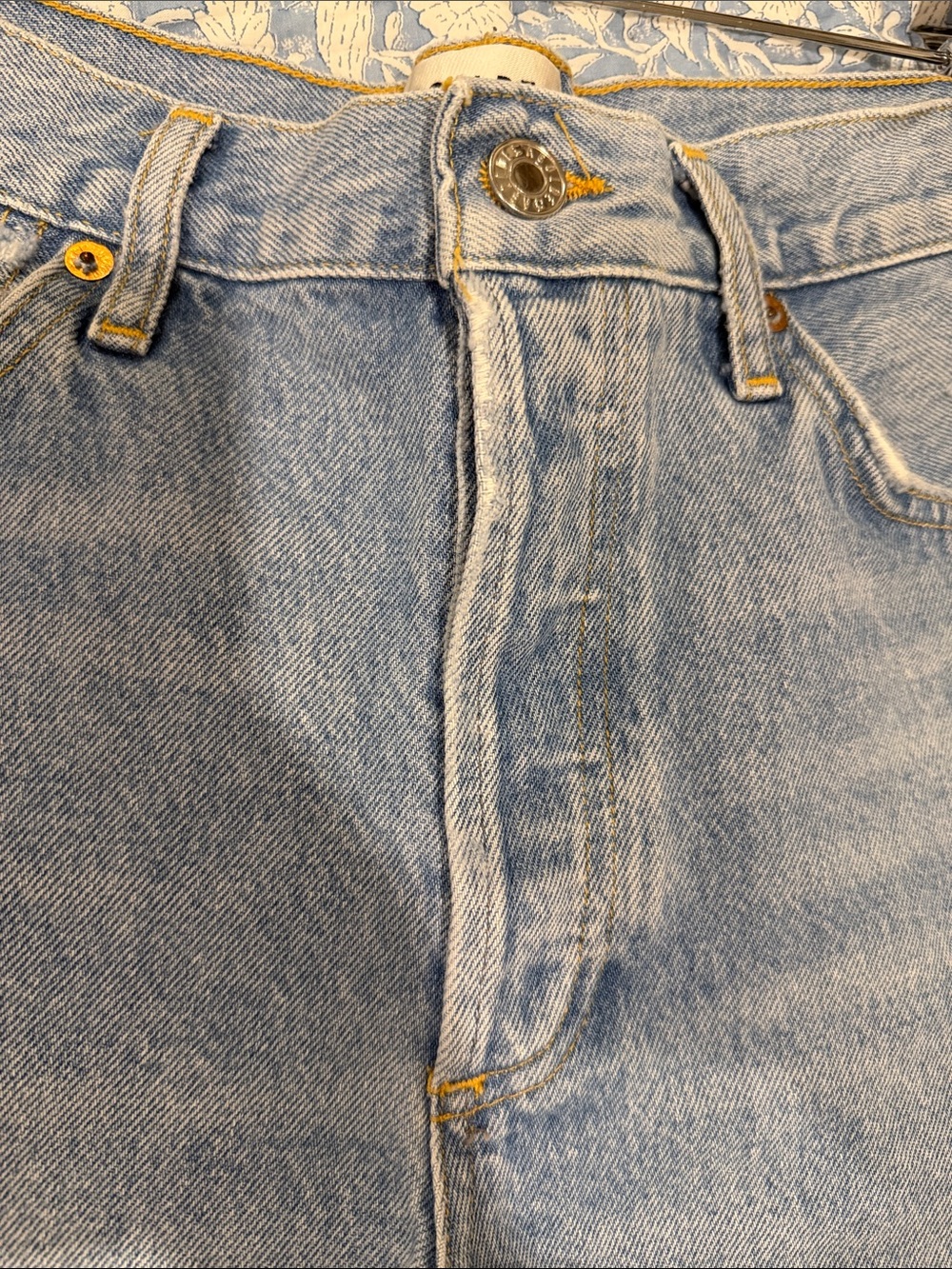 Agolde Parker Light Wash Distressed Denim Cutoff Shorts - Picture 3 of 7